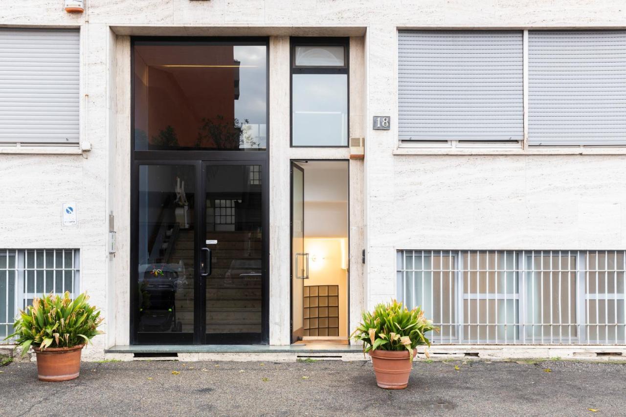 Milan Design Flats Apartamento Exterior foto